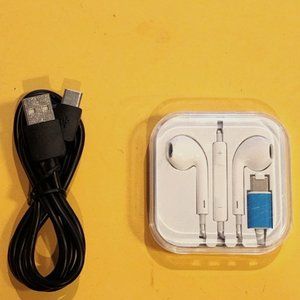 NEW Earbuds & USB Type C Charger 3' Cable Charging Sync Data